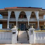 Flower Bluff Manor