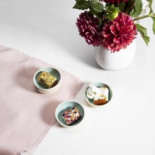 Shell Bisque Tiny Bowl, Set of 4