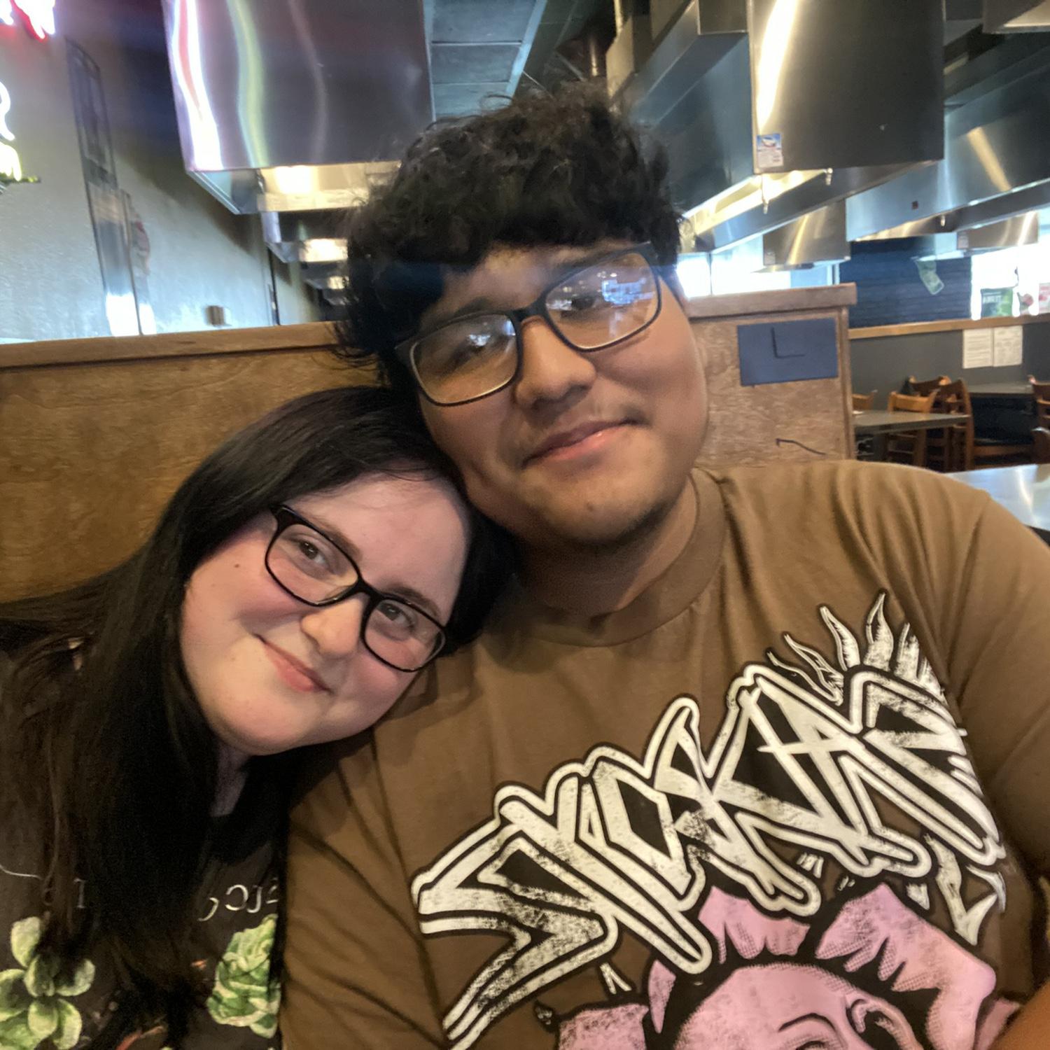 Diana and Beto had lunch at King Kong Korean BBQ along with Tim and Sofia, Diana’s brother and cousin.