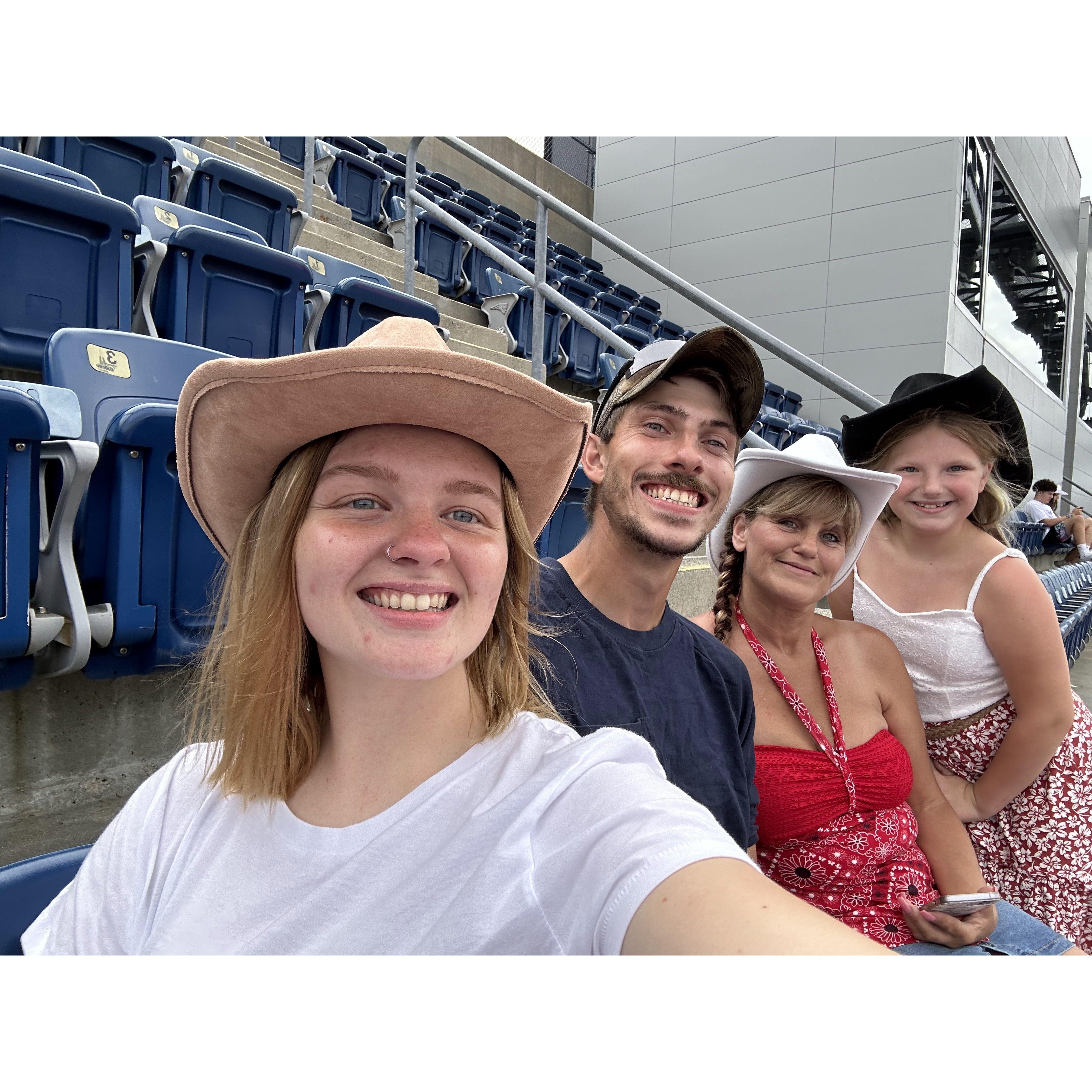 Luke Combs!! Beer might have never broken my heart but the torrential rain did :(
