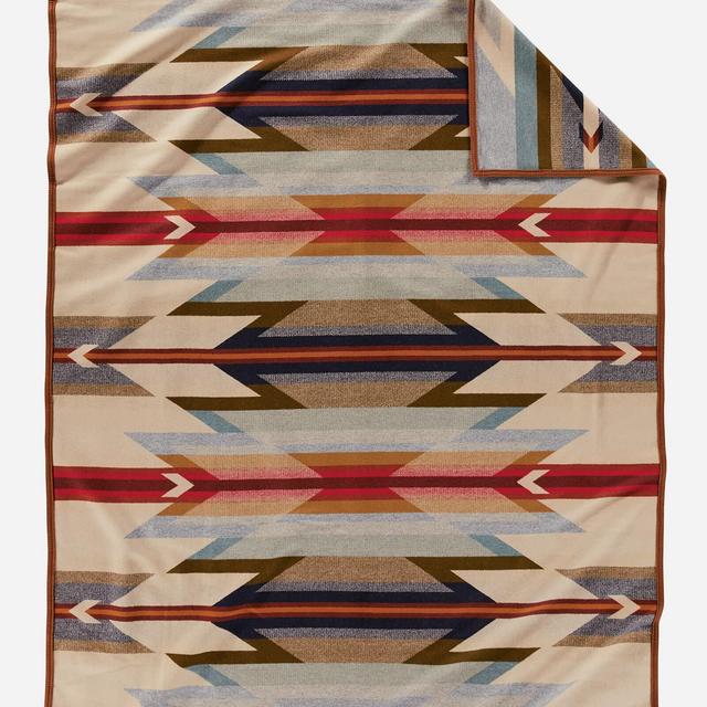 Wyeth Trails Jacquard Robe Blanket