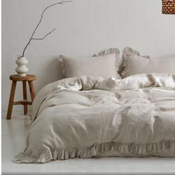 Simple&Opulence 100% Linen Duvet Cover Set, 3 PCS Natural French Flax Ruffle Duvet Cover King Size, Breathable Comfy Linen Bedding Comforter Cover with 2 Pillowcases (Natural Linen, 104" X 92")
