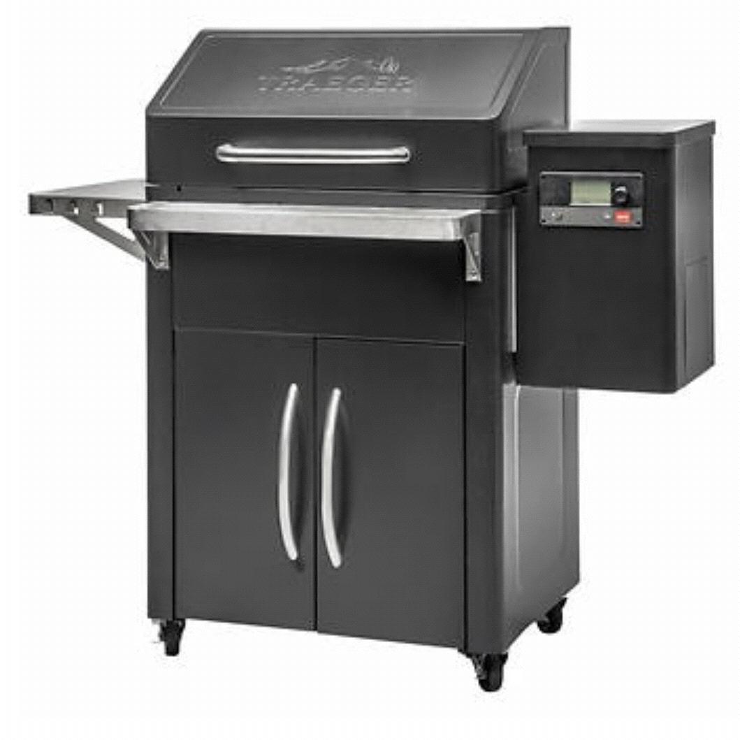 Traeger Silverton 620 Pellet Grill