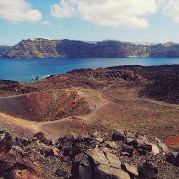 09-12 Santorini Volcanic Islands Cruise: Volcano,Hot Springs,Thirassia and Oia Sunset
