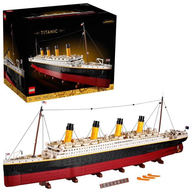 LEGO Icons 10294 - Titanic