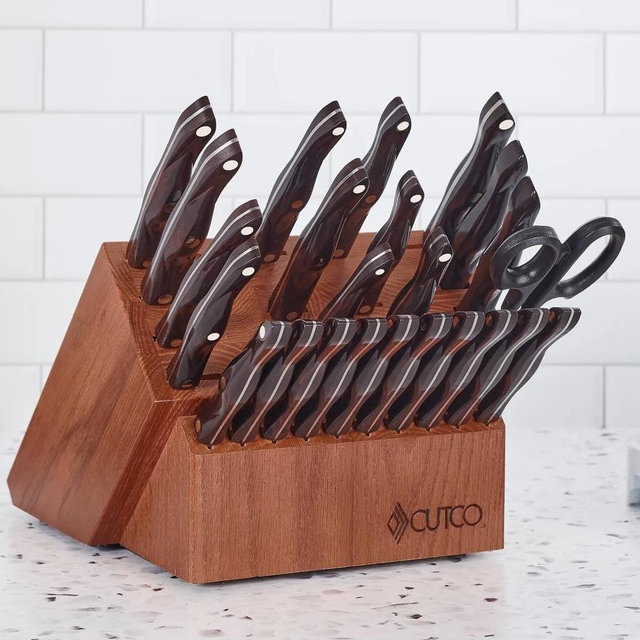 Signature Set with Steak Knives with Block
