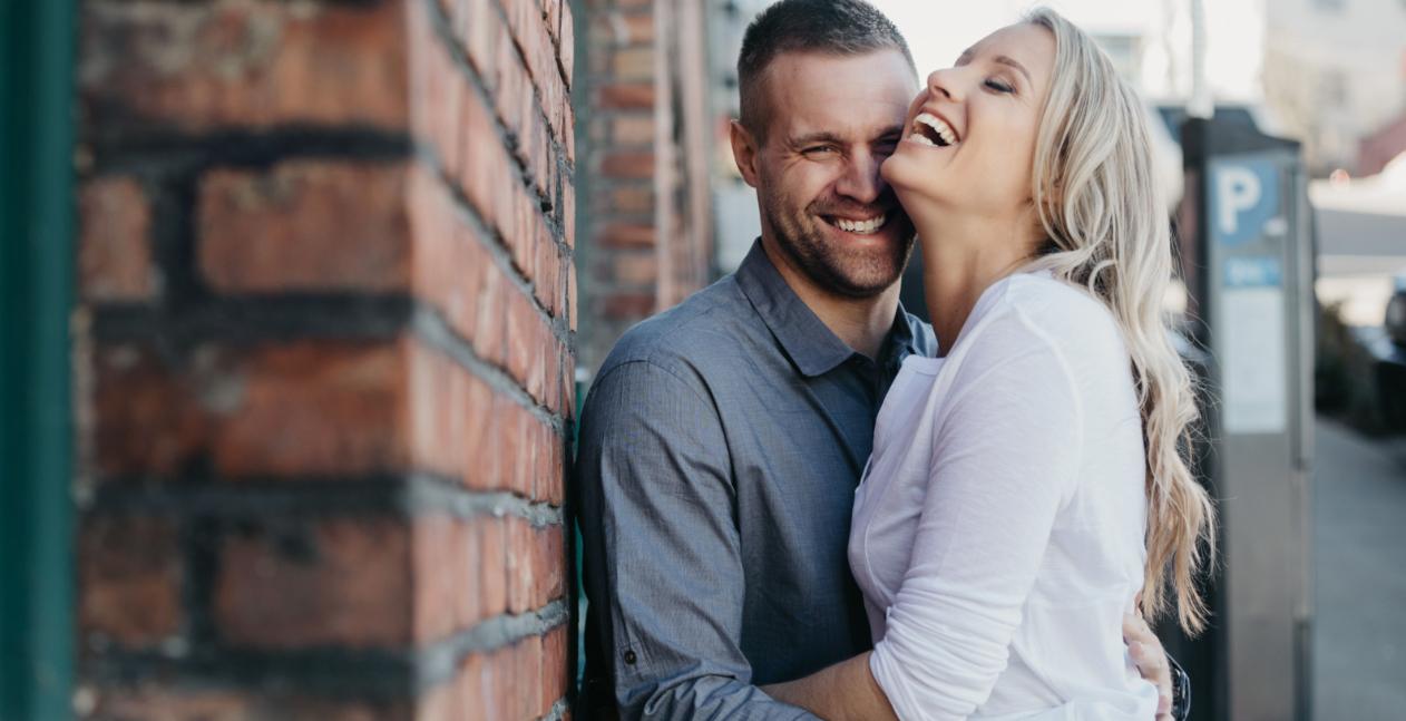 The Wedding Website of Holly Diimmel and Neil McGourty