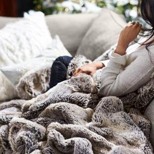 Faux Fur Grand Throw - GRAY OMBRE color