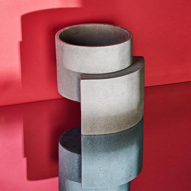 Platform Planter Medium Graphite