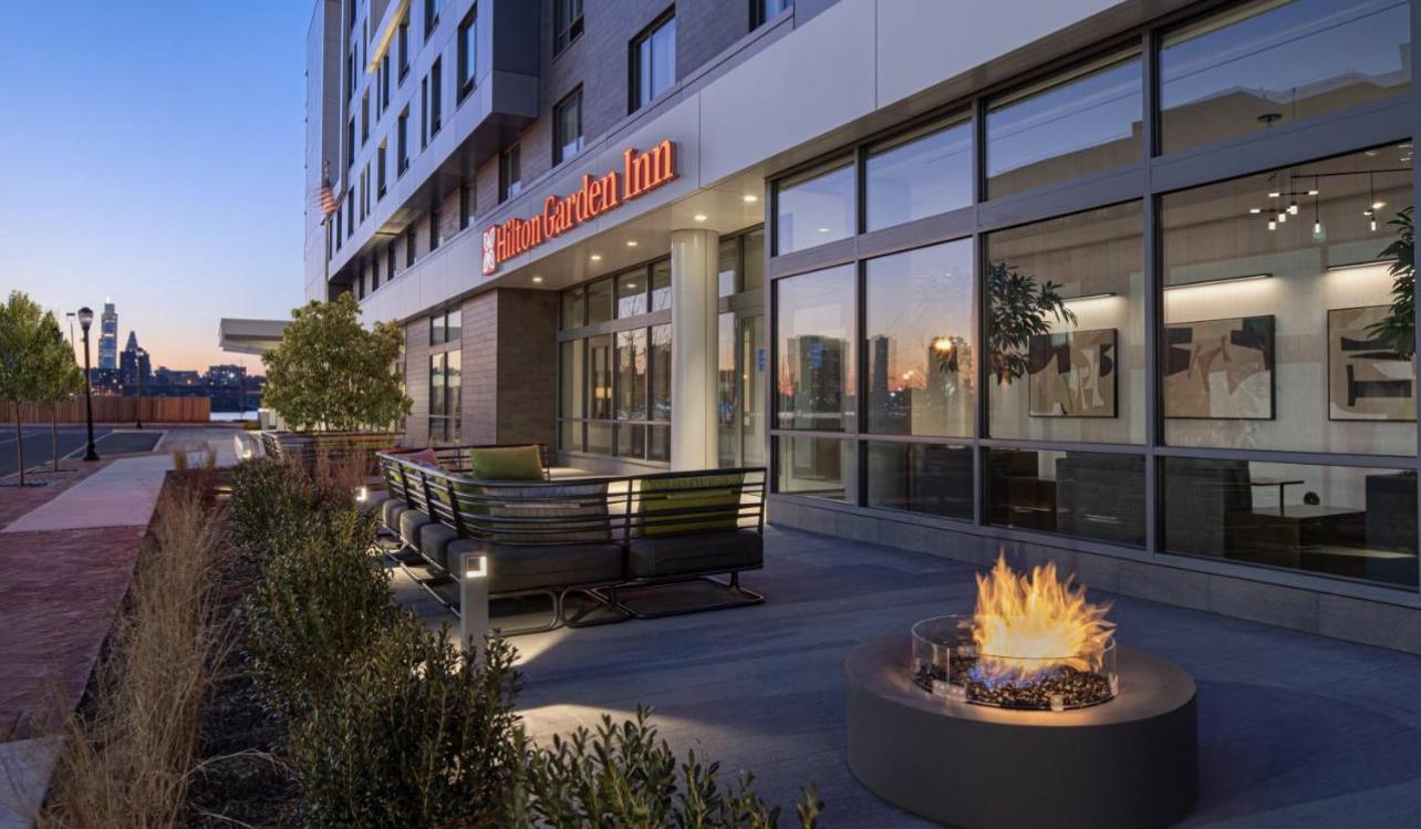 The Wedding Website of Daniel Stevens and Laina Stevens