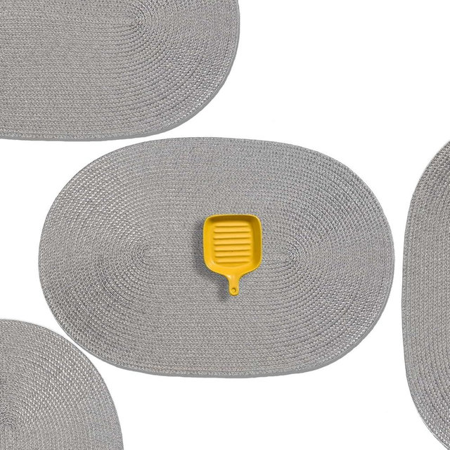 AHHFSMEI Placemats Set of 8 for Dining Table Washable Woven Vinyl Non-Slip 18x12 inches Placemat Heat-Resistant Durable Table Mats for Dining Table Easy to Clean (Oval Grey, 8)