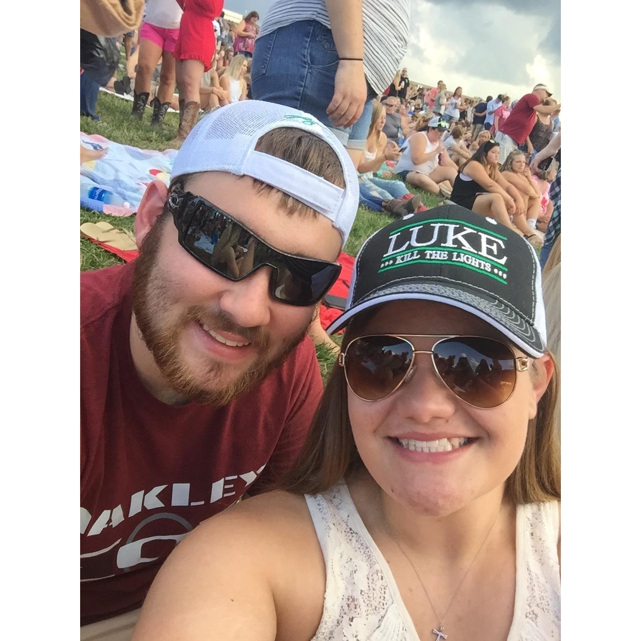 Luke Bryan concert!! <3