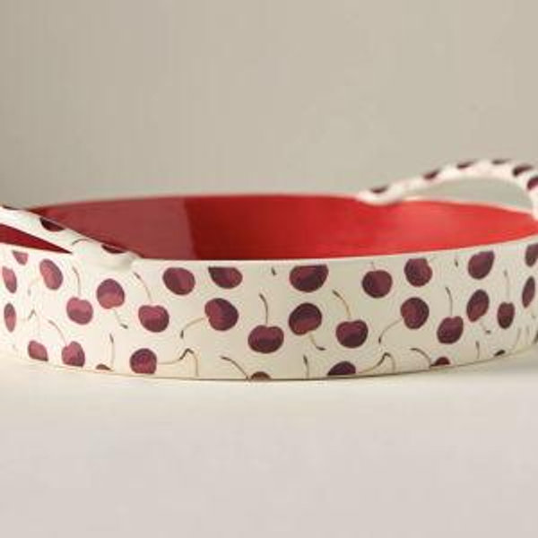 Berry Icon Handpainted Stoneware Pie Dish