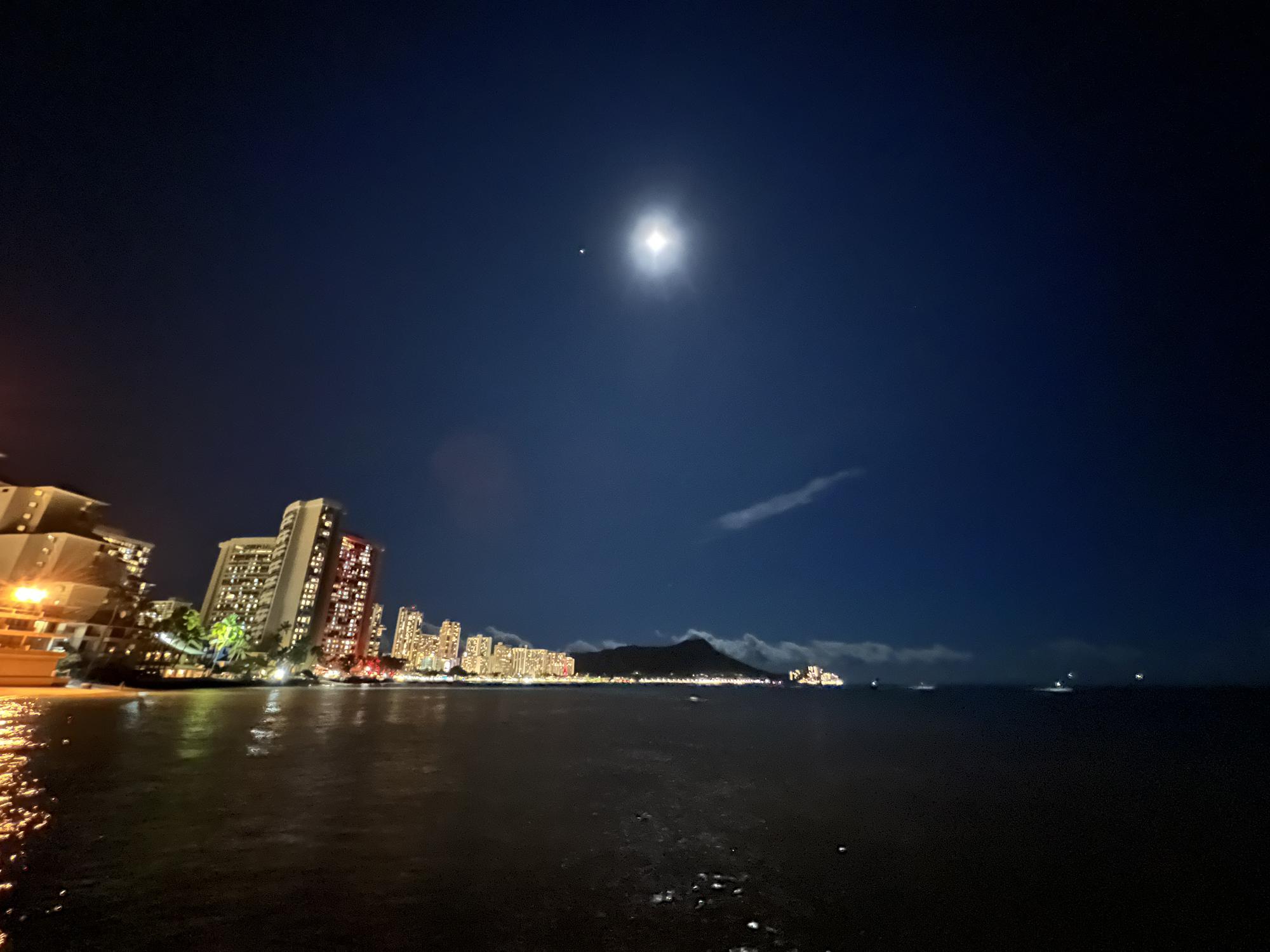 The gorgeous night in Honolulu as we walked along the beach after the proposal. ♥️🌺🏝