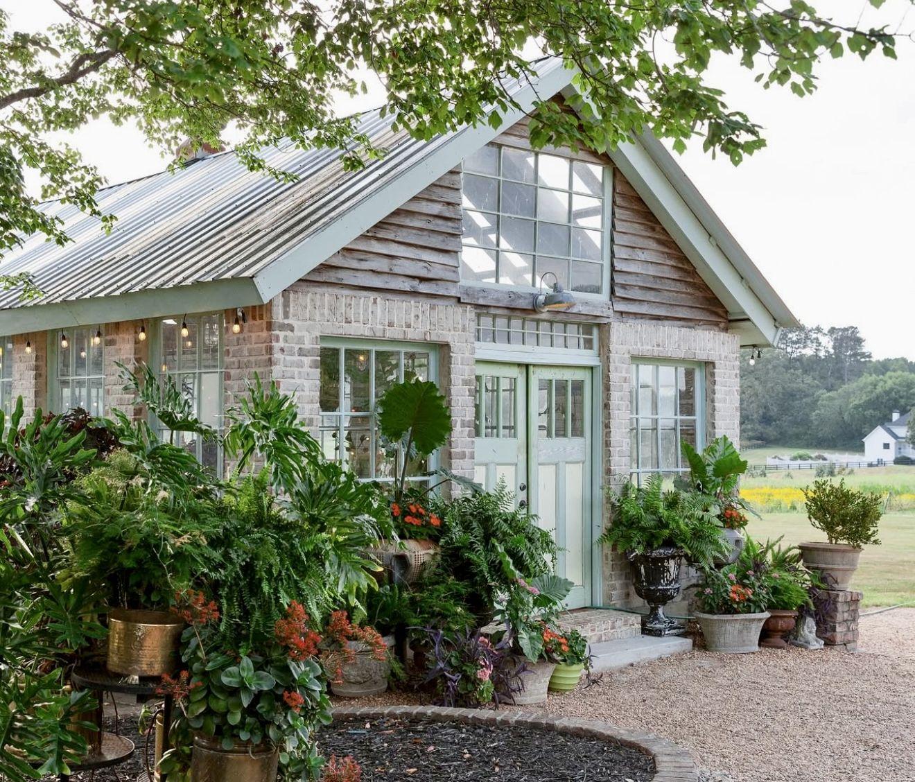 The Wedding Website of Anna Andrel and Landon Miller