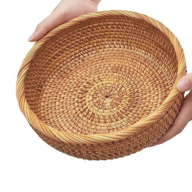 Rattan 9.2" Medium Round Bread Basket for Fruit, Natural Wicker Fruit Basket for Kitchen Counter, Hand Woven Wicker Food Baskets, Bread Baskets for Serving, Gift Basket for Gifts, Vegetable,Snack,Etc.
