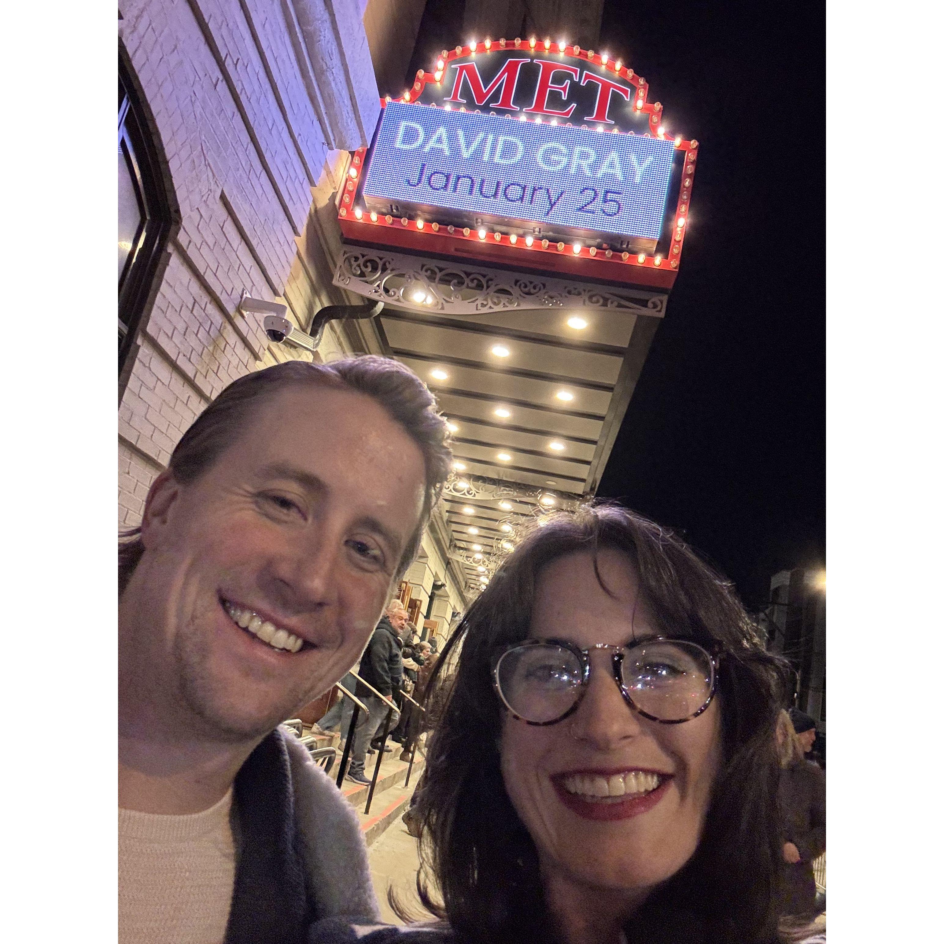 David Grey at The Met in Philly. This was a Christmas gift to Dyl. We promised to keep gifts under a certain amount this year. Kels had a workaround, paid for concert tickets but used points to get a room at the Ritz ;)