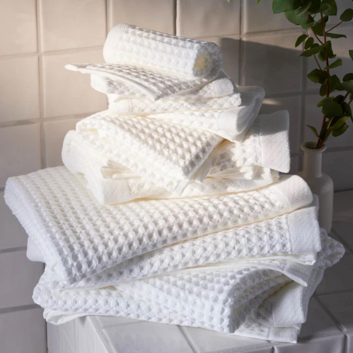 Dreamweave Waffle Hand Towels