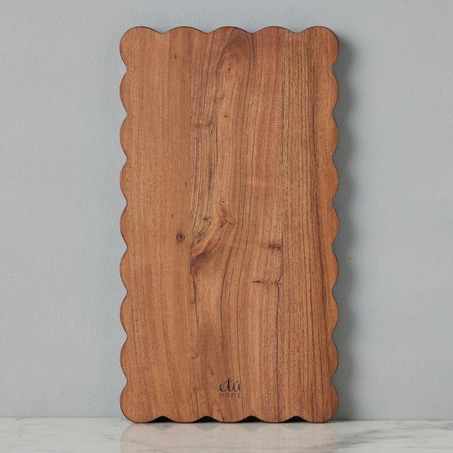 Handcrafted Rectangular Scalloped Cutting Board, Small