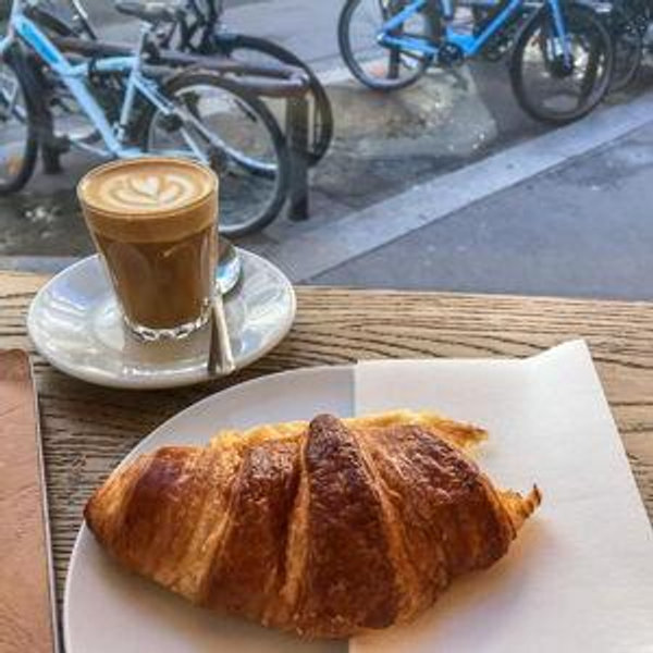 Daily Cafés and Croissants