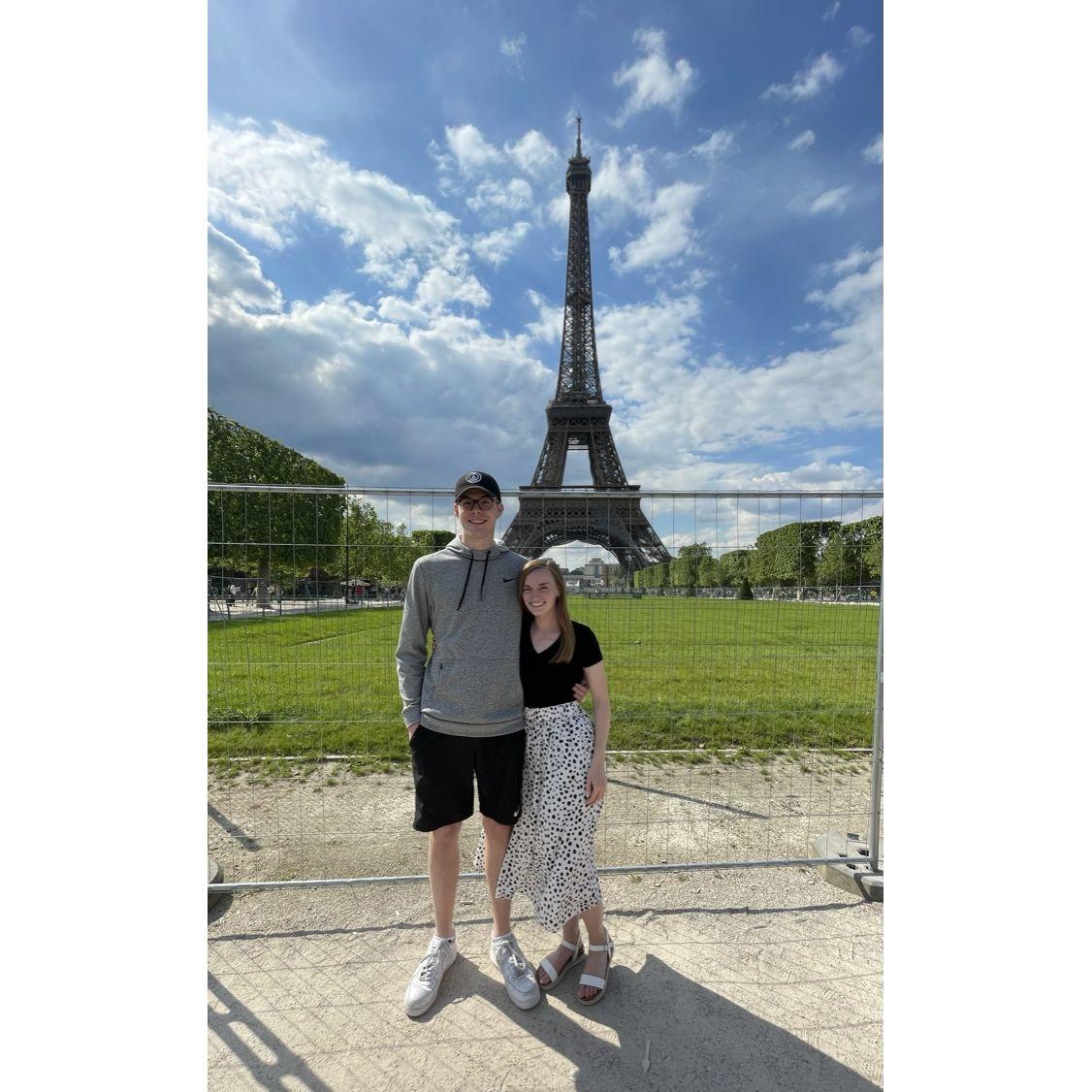 Sam + Nina visit Paris