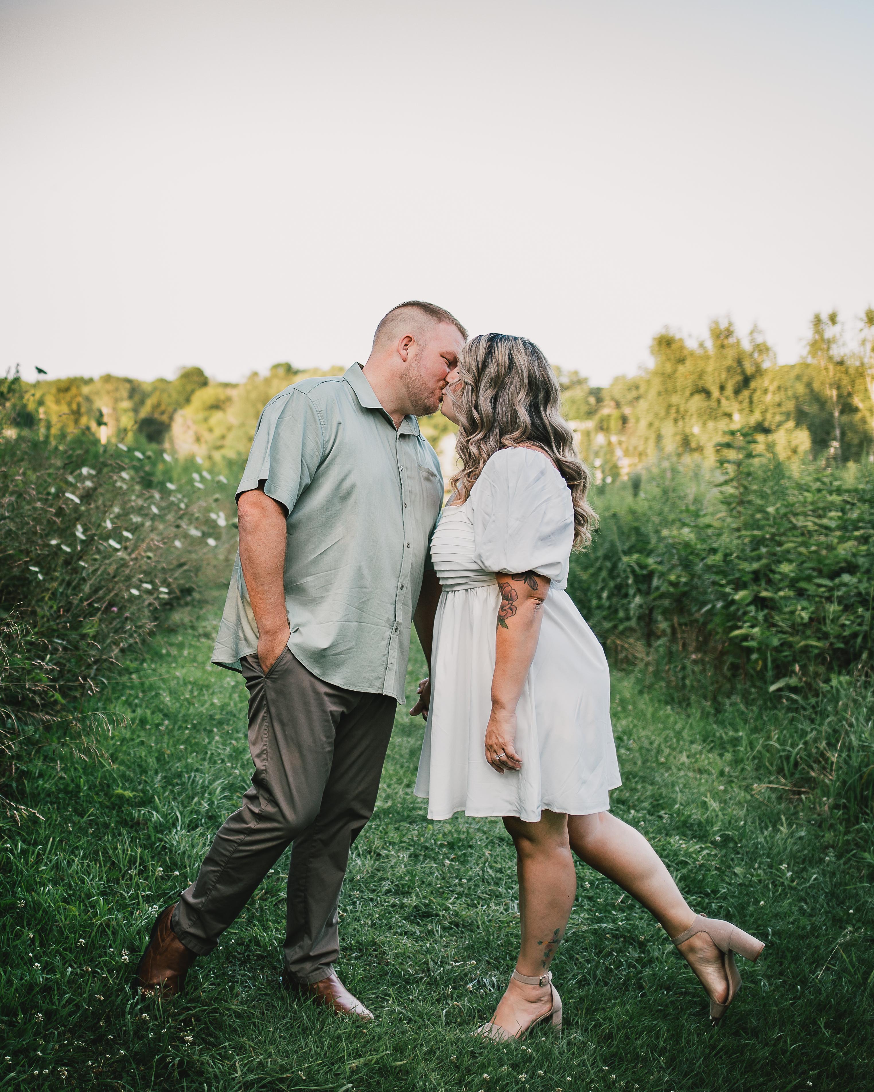 The Wedding Website of Cassandra Lotz and James Hodgson