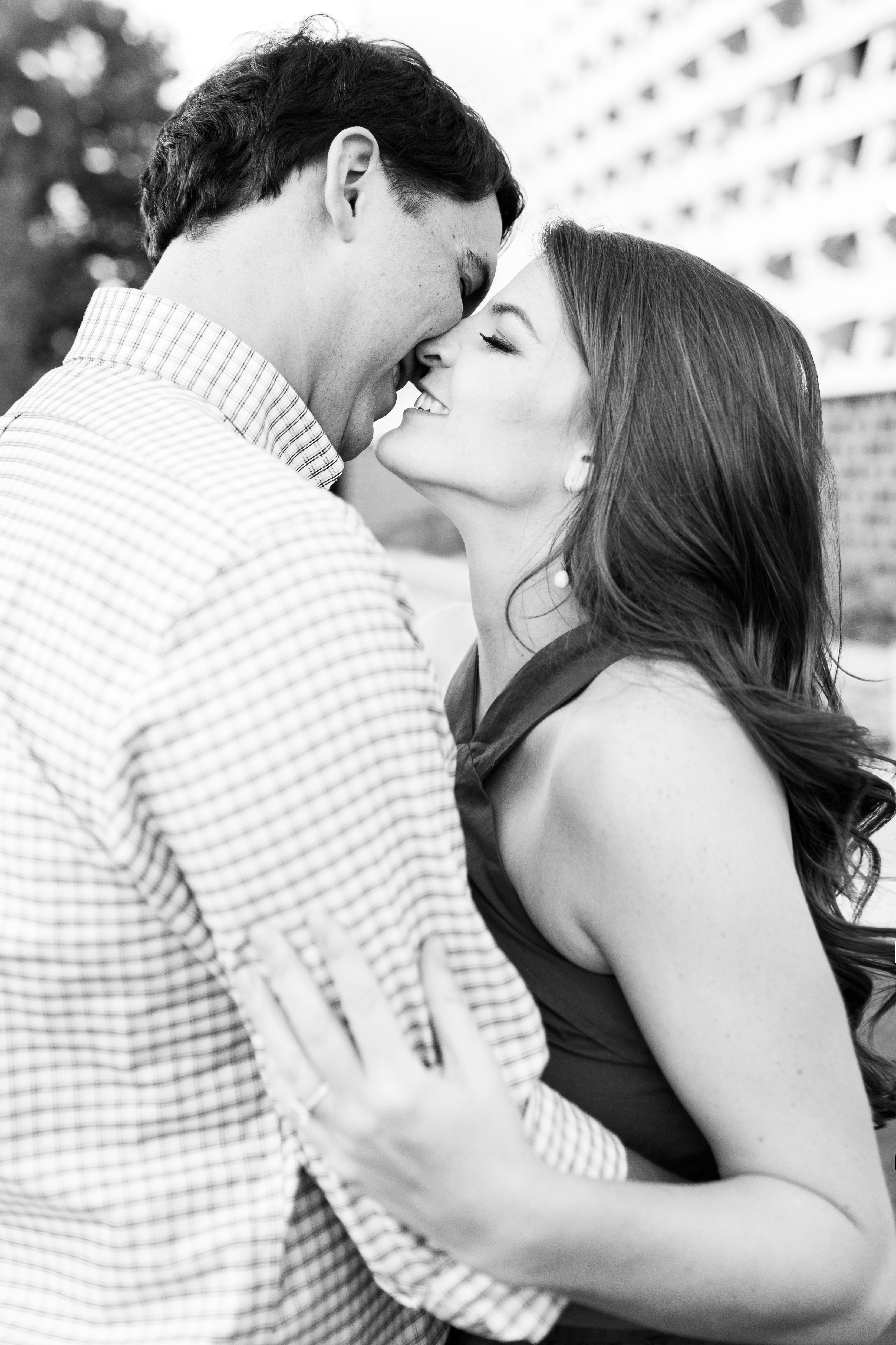 The Wedding Website of Lauren Thomas and Tom Finch