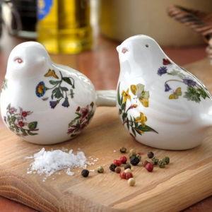 Portmeirion Botanic Garden Bird Shaped Salt & Pepper Shaker Set - Chip-Resistant Porcelain with Assorted Floral Motifs, Dishwasher & Microwave Safe - Decorative Kitchen Storage & Pantry Organization