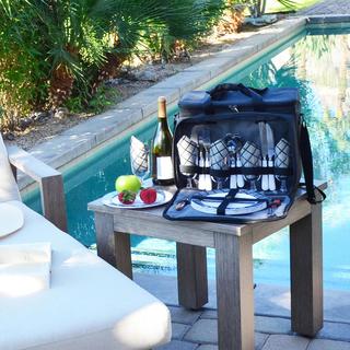 4-Person Equipped Insulated Picnic Set