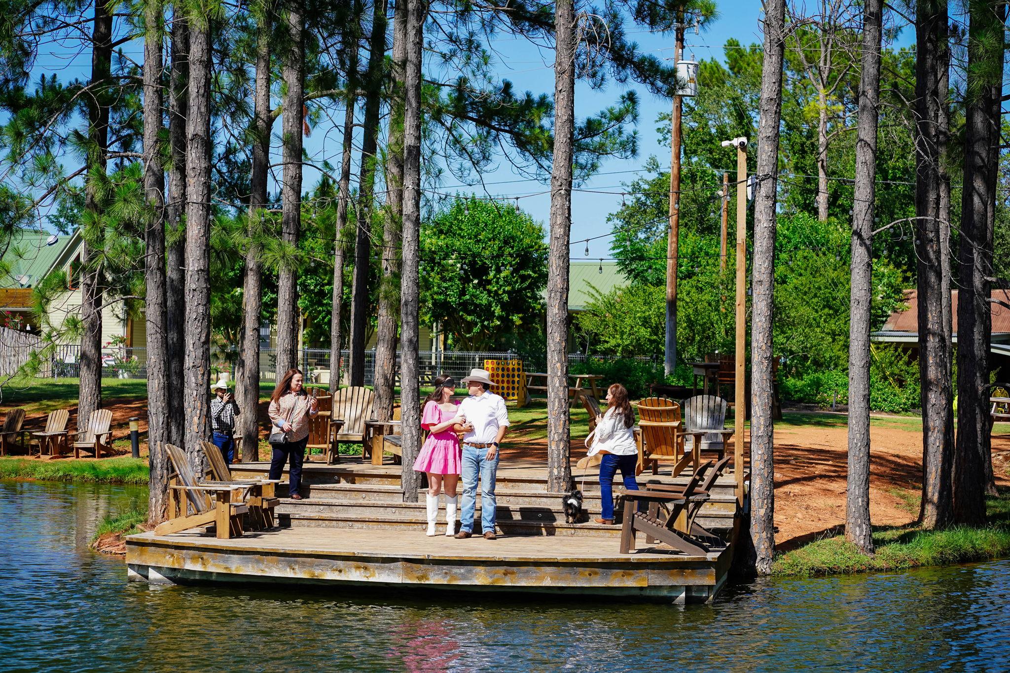 The Wedding Website of Vanessa Arlene Salinas and Javier Chavez