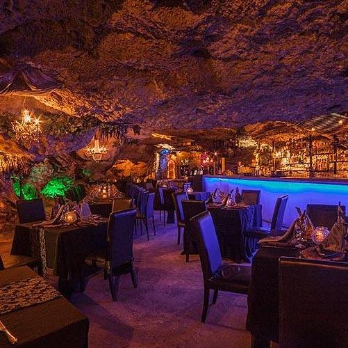 Dinner at Alux Restaurant Bar and Lounge