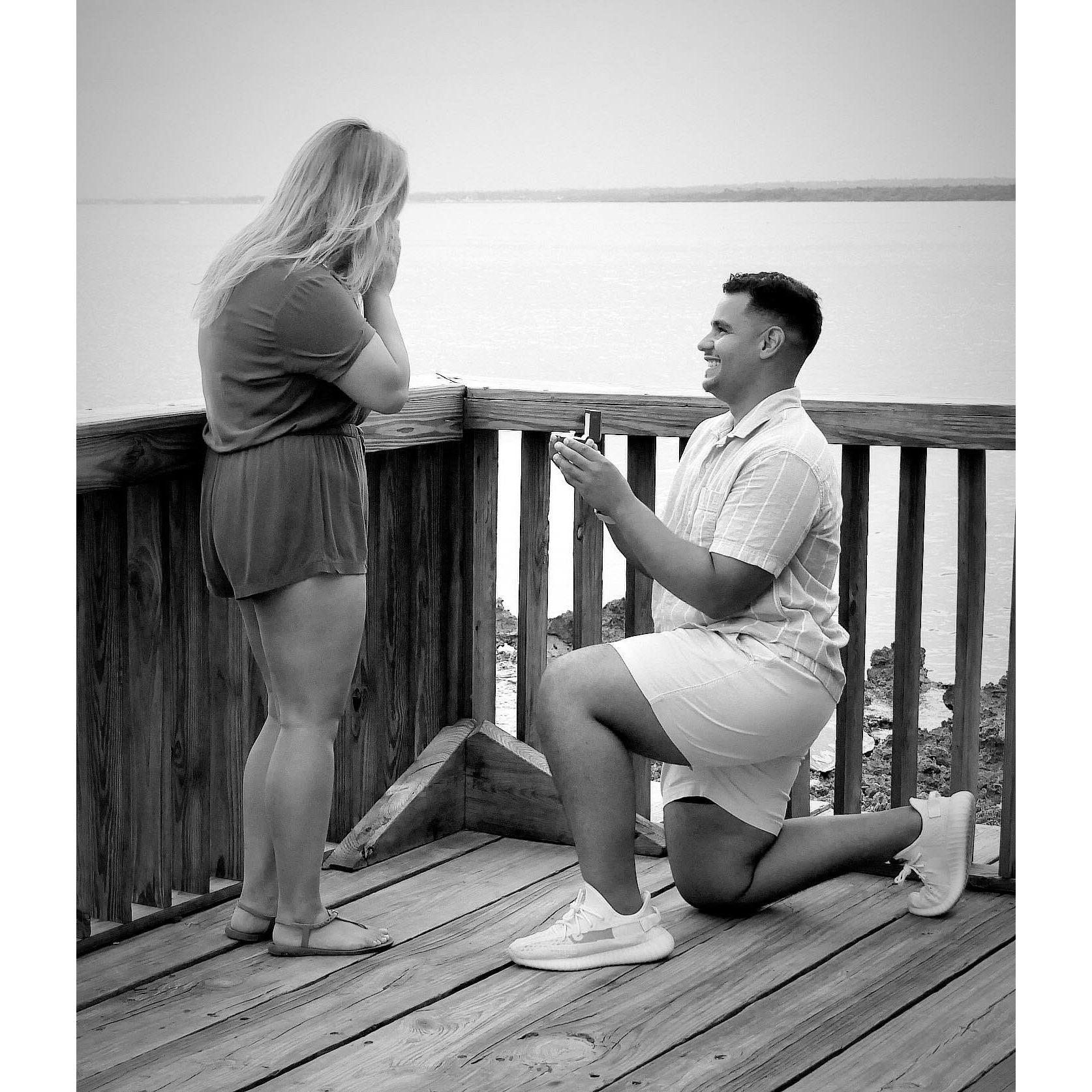 When he got down on one knee. Check out that 90-degree angle! 💍