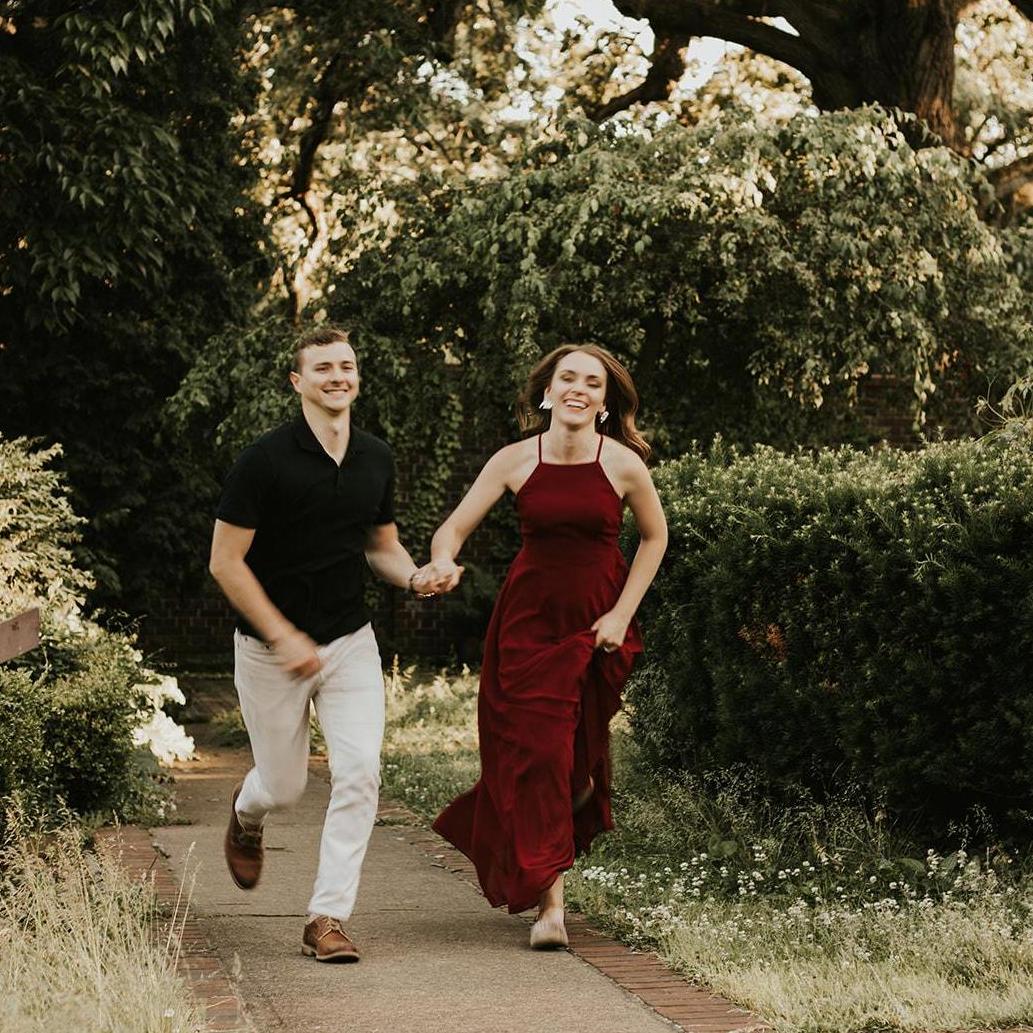 Engagement Photos - Mellon Park