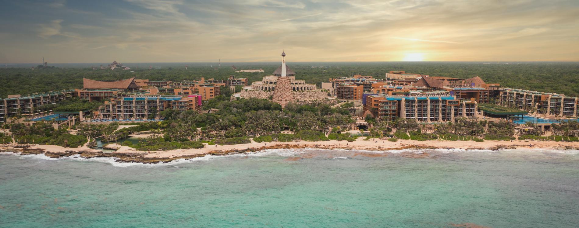 The Wedding Website of Michaela Marie Valk and Hector Edward Manjarrez