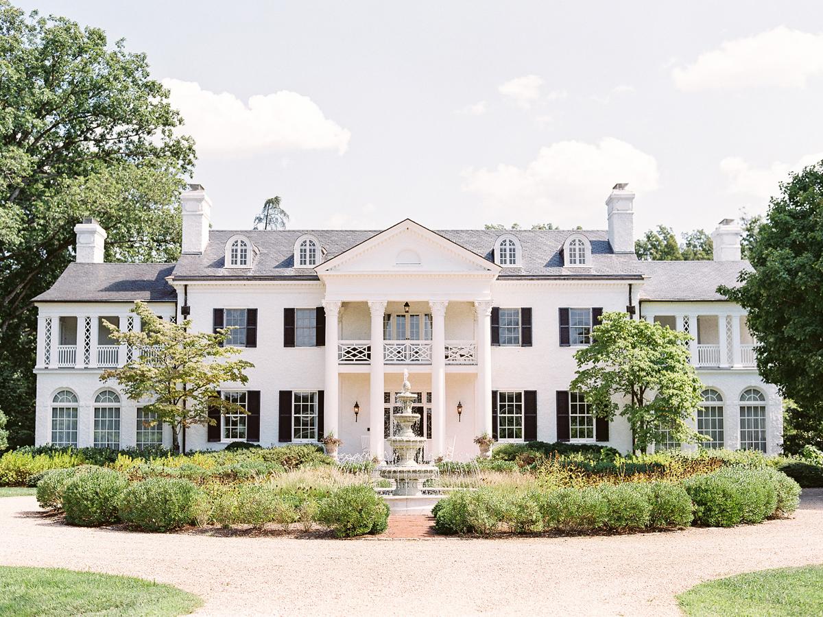 The Wedding Website of Morgan Vezina and Mitchell Chalker