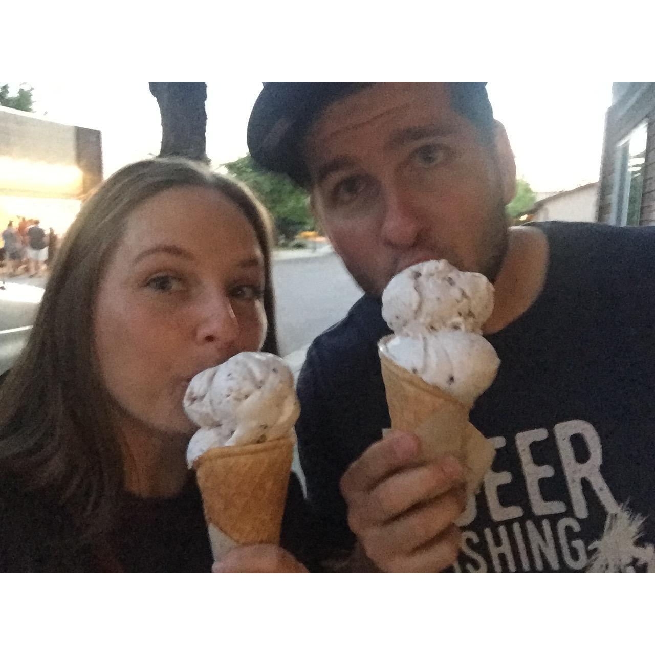 Worth waiting 45 minutes for .. Huckleberry Ice cream July 2018
