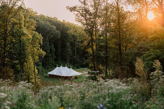 The Wedding Website of Ally Hopkins and Johnny Thibau