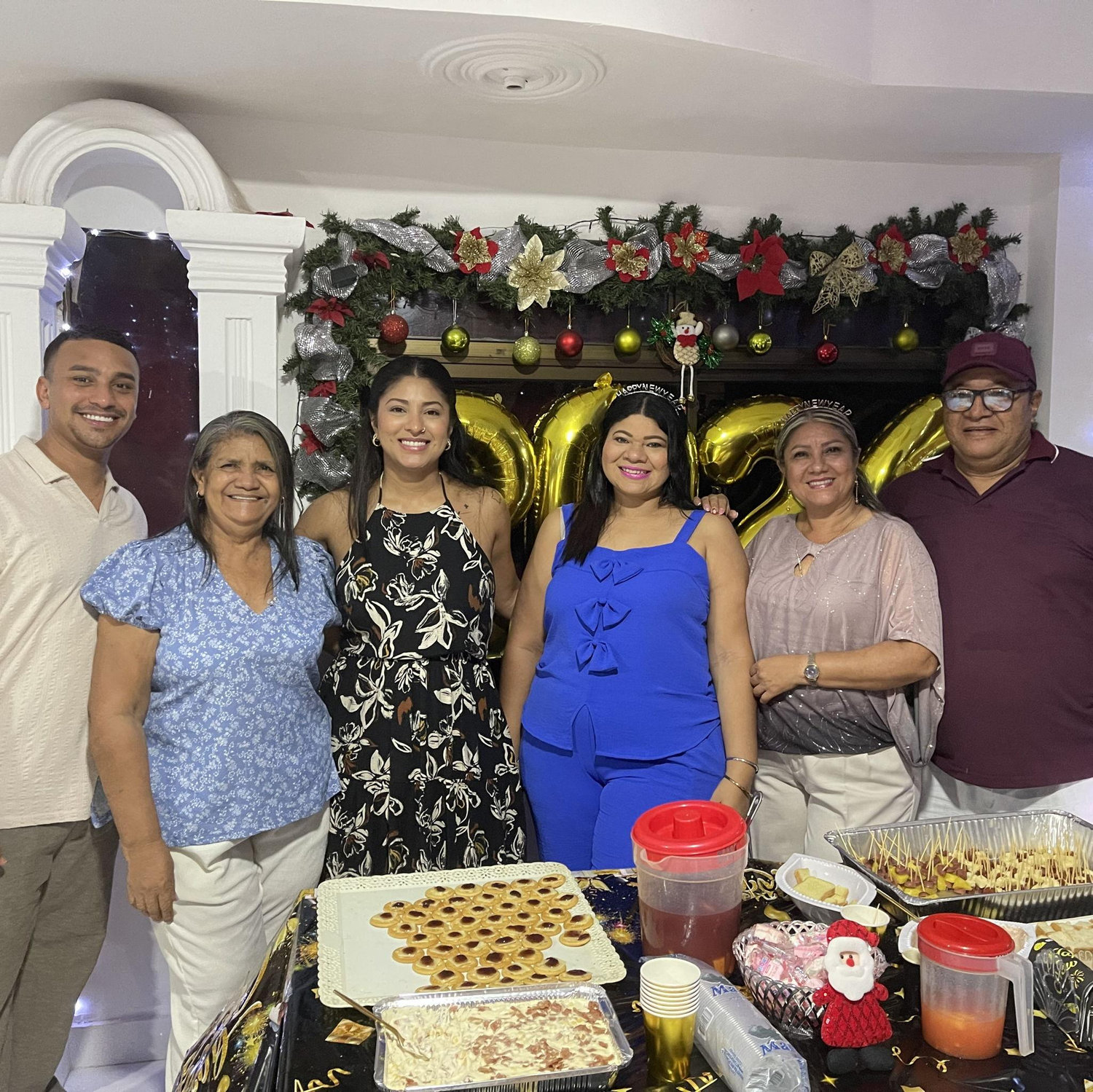 Primera despedida de año de Ryan en casa de los suegros.