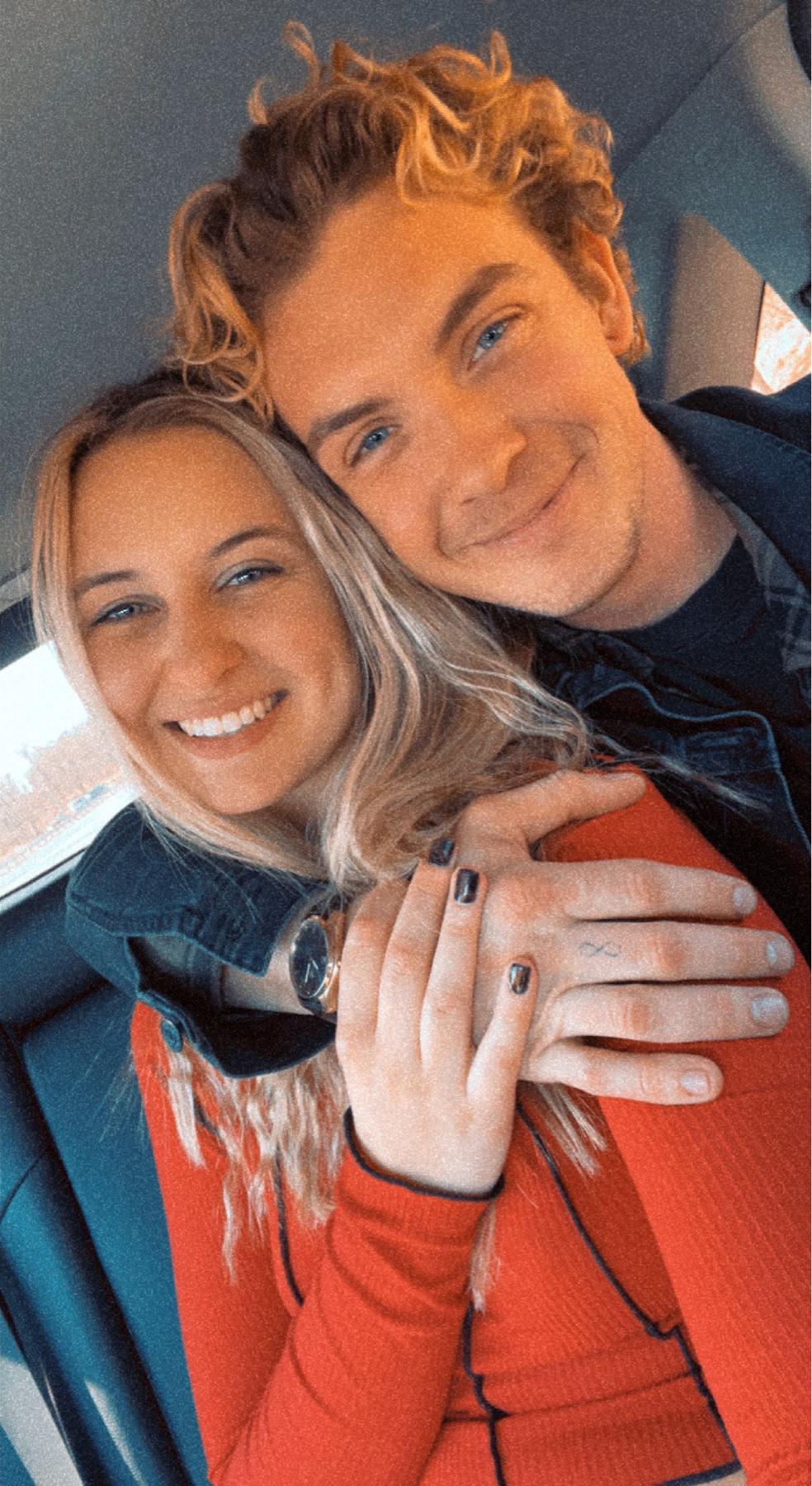 The moment before he popped the question on the way to Great Falls 🖤