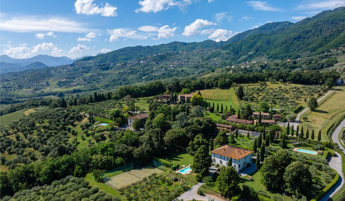 Hero Slideshow Image 0