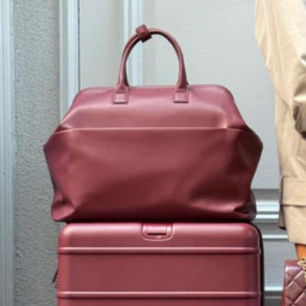 The Essential Weekender Bag in Burgundy