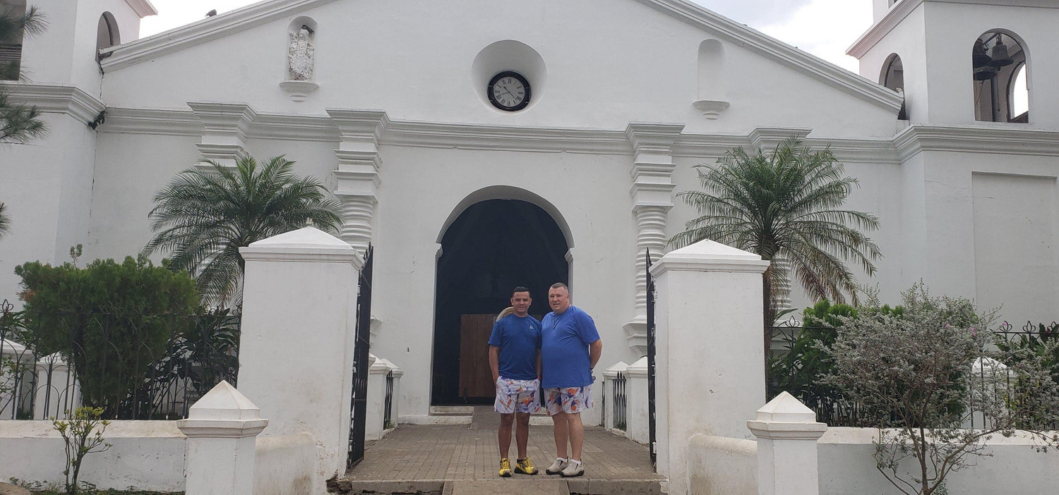 The Wedding Website of Oscar Montenegro and Eugene Bentz