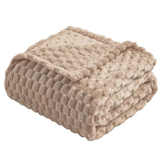 Vessia Flannel Fleece Throw Blanket(50x70 inch), 3D Jacquard Camel Fuzzy and Warm Blanket for Couch,Sofa,Bed,Chair, 300GSM Super Soft Touch Cozy Lightweight Light Brown Throw For All-Season Home Decor
