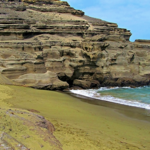 Papakolea Green Sand Beach