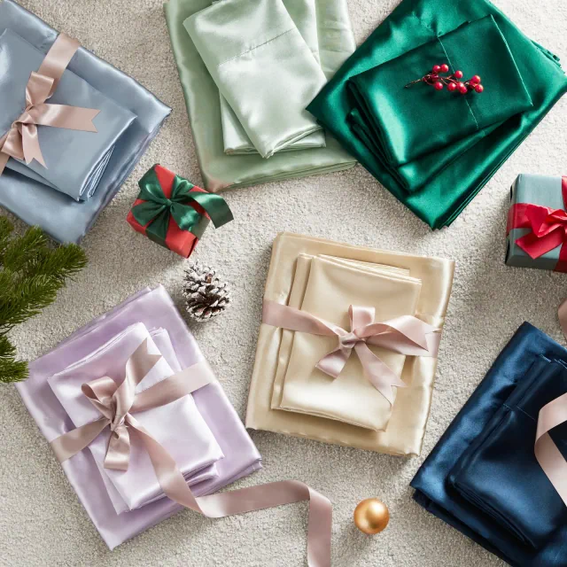 Satin Sheets, Luxurious Silky Satin Bed Sheets, 14" Pocket fits up to 16" Mattress, Wrinkle-Free, Soft Satin Bed Sheet Set,Sage,Queen