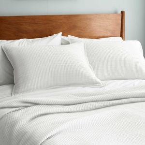 Organic Ribbed Cotton Shams (White, Standard)