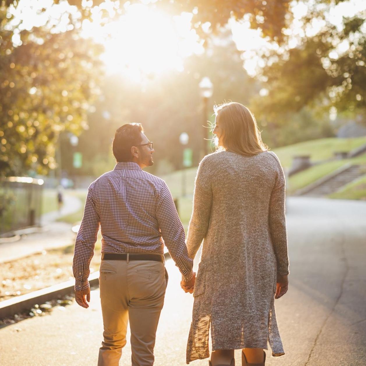 Engagement photos in Piedmont Park