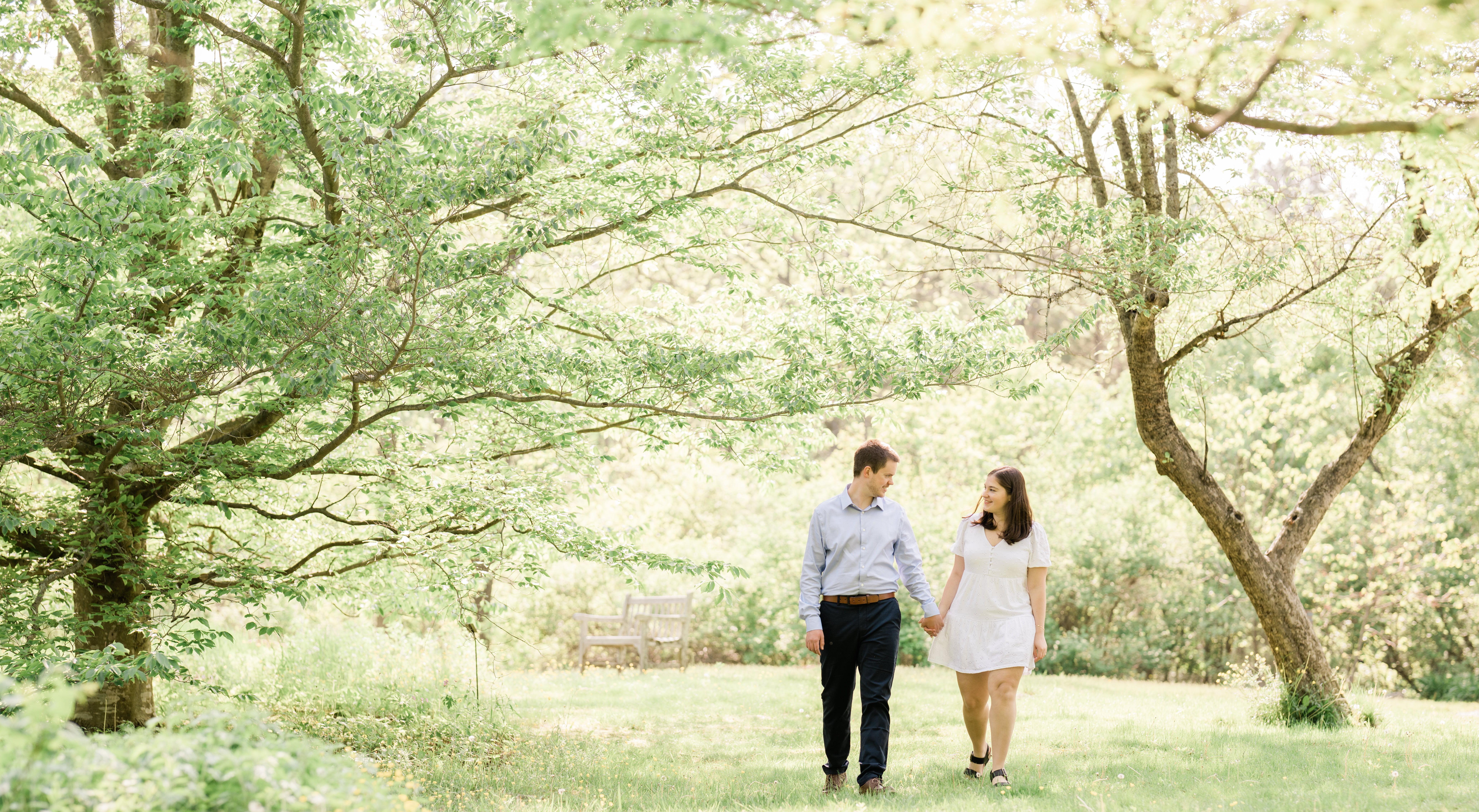The Wedding Website of Darya Herscovici and Liam Cleary