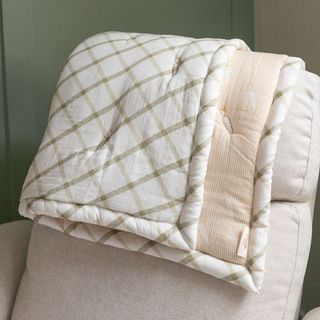 Clementine Fruits & Veggies Quilted Blanket