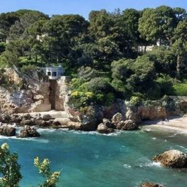 Honeymoon: Hotel stay in Monaco